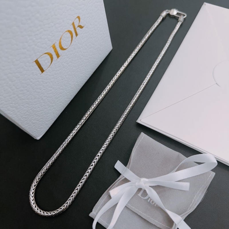 chr1st1an D10r necklaces